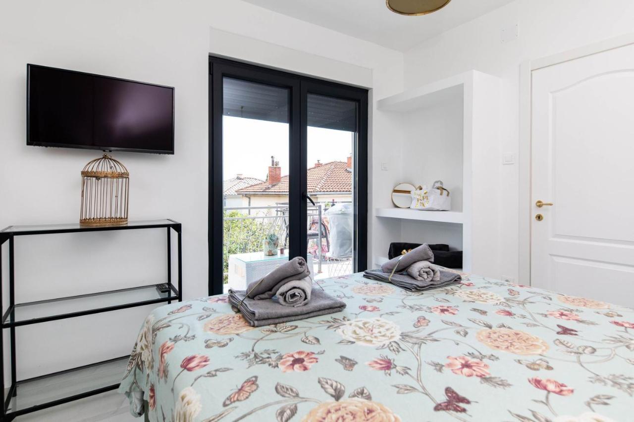 Gloria Luxury Suite Apartment Цриквениця Екстер'єр фото